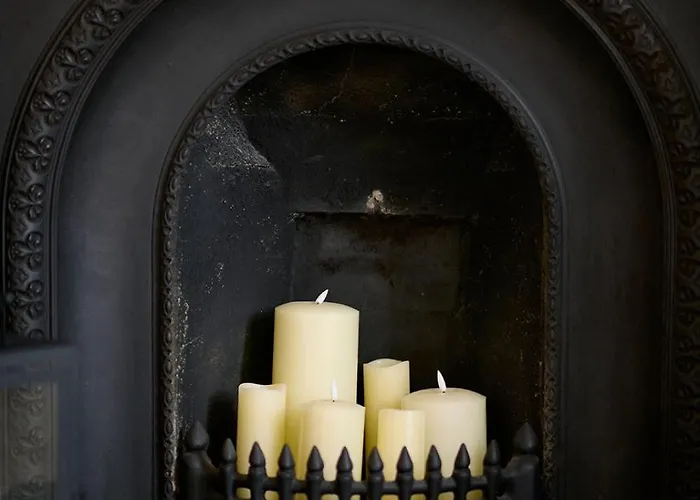 Pendle View * Settle