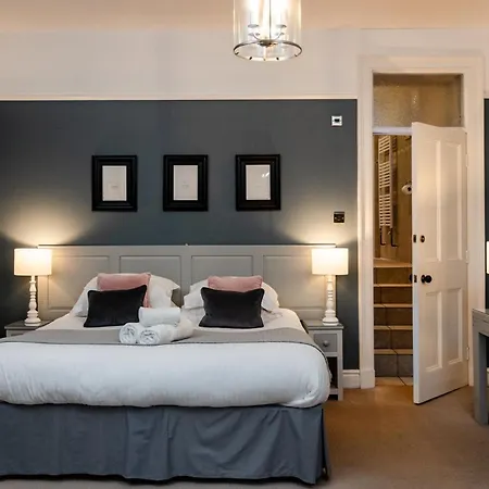 Pendle View * Settle